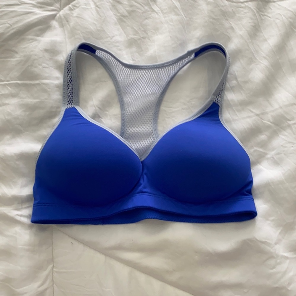 VS sports bra